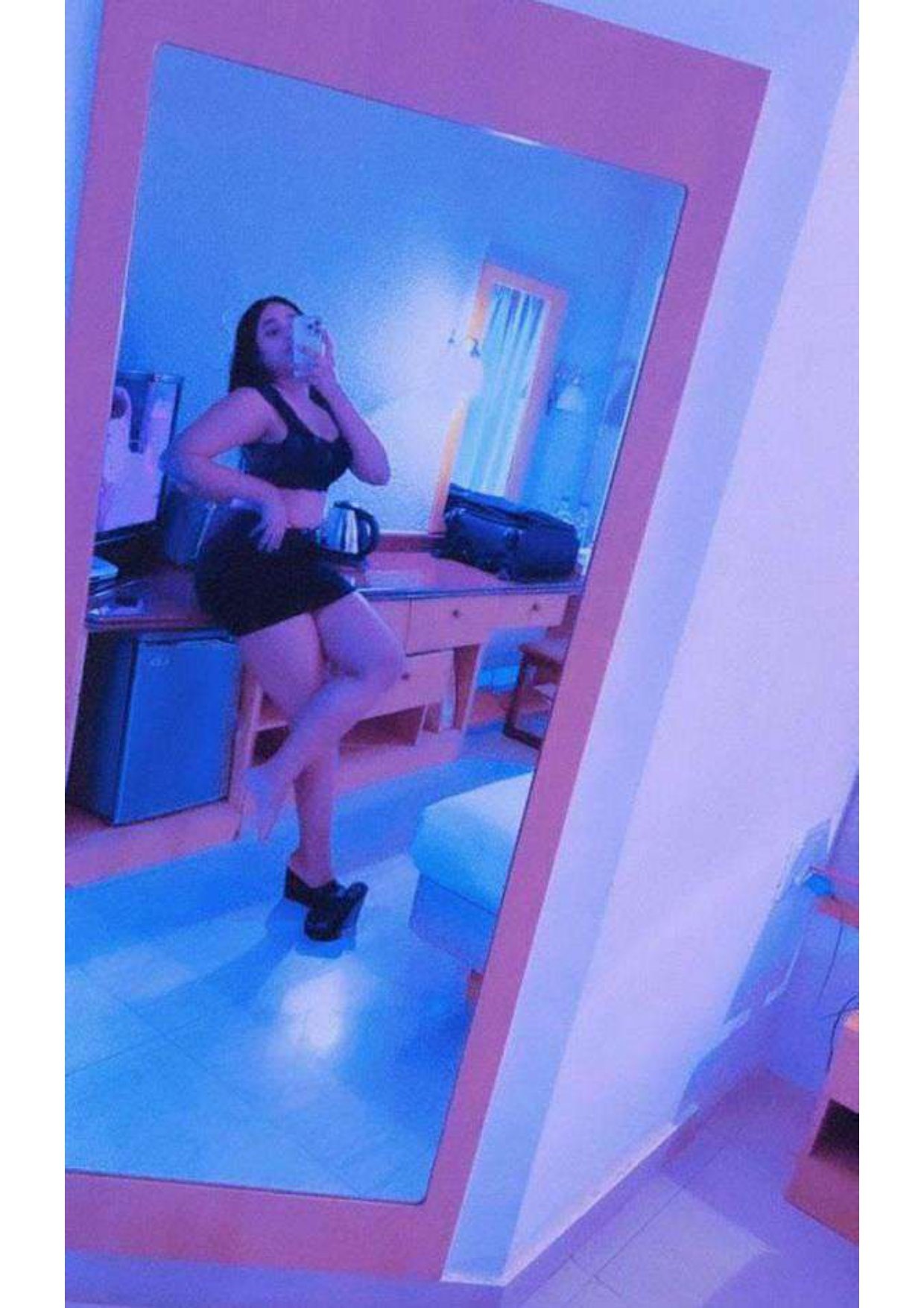 /storage/photos/1/aadhrika-mariot-recep/MARRIOT RECEPTIONIST ( GIRL FRIEND EXPERIENCE) (4)_page-0004.jpg